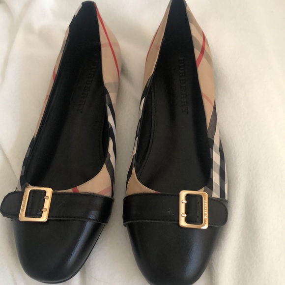 Burberry - Picture 6 of 8